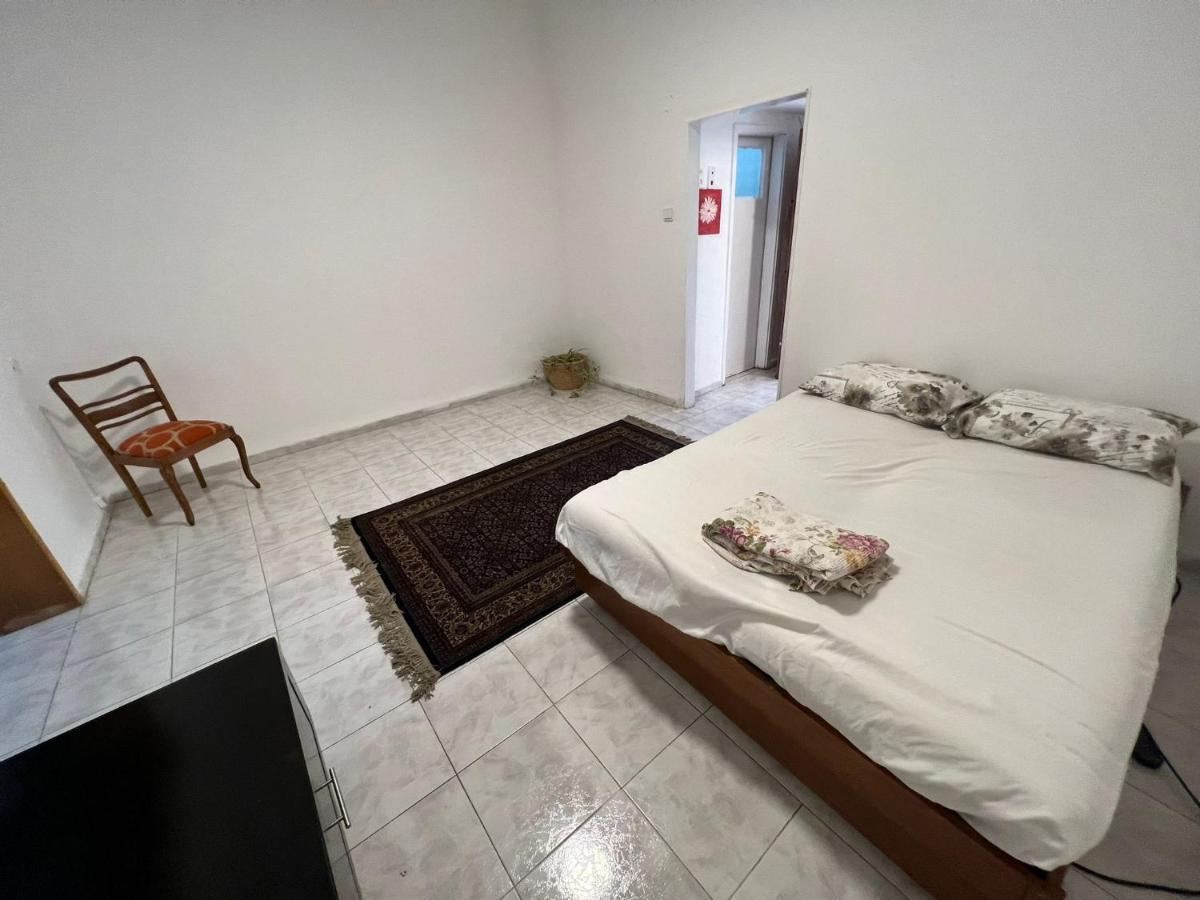 Apartamento דירת סטודיו בכרמל הירוק Haifa Exterior foto