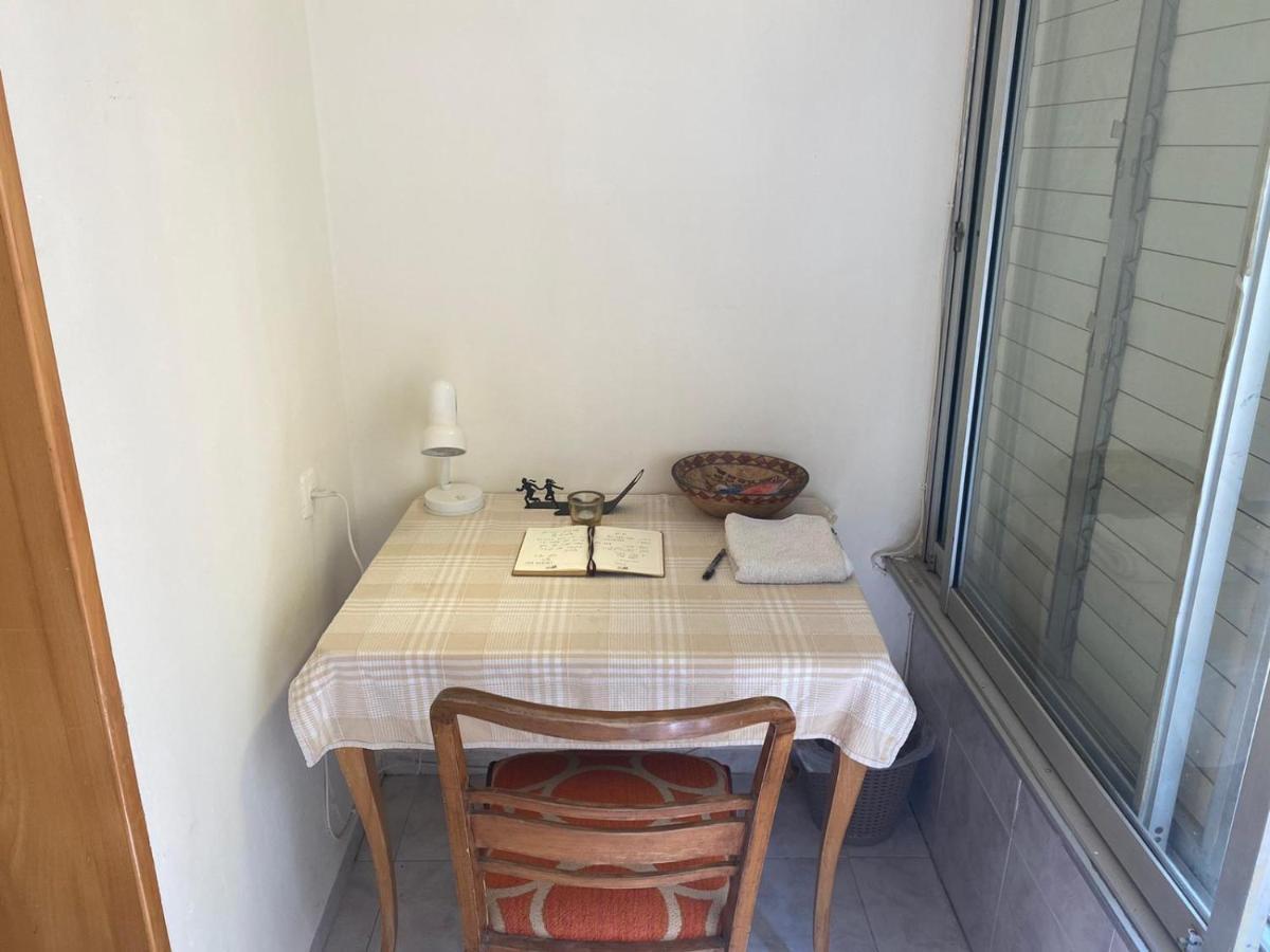 Apartamento דירת סטודיו בכרמל הירוק Haifa Exterior foto
